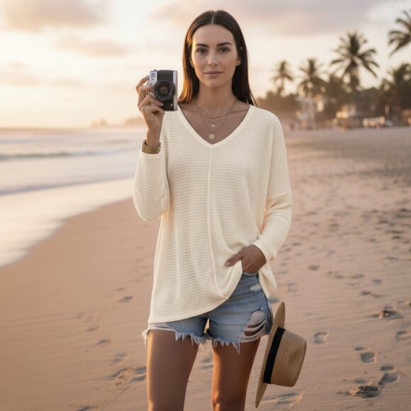 ⭐️ $10 - STACCATO V-NECK WAFFLE THERMAL KNIT TOP - OFF-WHITE - Picture 1 of 3